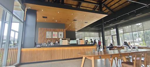 Starbucks Rest Area Km 456 review