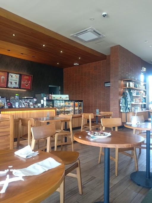 Starbucks Rest Area Km 456 B review