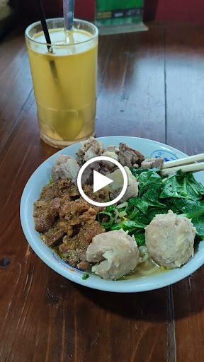 https://horego-prod-outlets-photos.s3.ap-southeast-3.amazonaws.com/horego.com/pabelan/restaurant/mie-ayam-bakso-berkah-roso-giling/review/thumbnail/af1qipnapgolyr2hmszjny4j-0uhsep2uin_kvvb06is.jpg