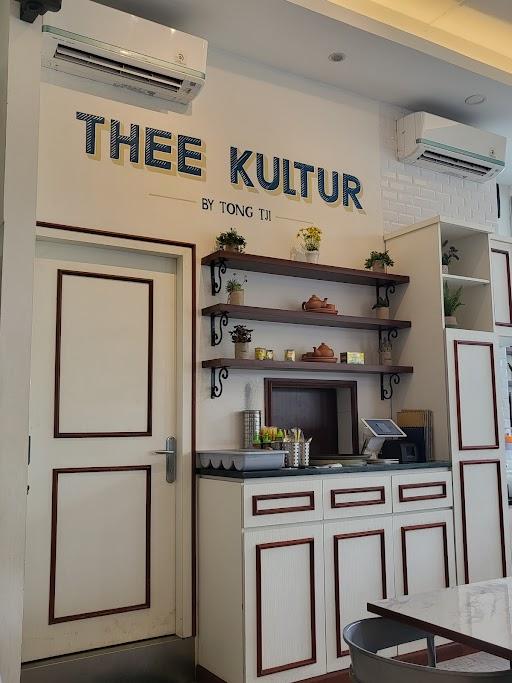 Thee Kultur By Tong Tji review