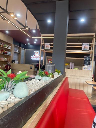 https://horego-prod-outlets-photos.s3.ap-southeast-3.amazonaws.com/horego.com/pagedangan/restaurant/bakmi-gading-permai-bgp-serpong/other/thumbnail/AF1QipNwF7xokyC8N3LdyI6YW7U3eOe-HMlhKv31zwtA.jpg