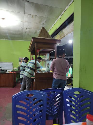 https://horego-prod-outlets-photos.s3.ap-southeast-3.amazonaws.com/horego.com/pagedangan/restaurant/bakso-budi-2/review/thumbnail/af1qiponcyvwaytq7p4ivn8srugi-4nlaubfinvm9m1p.jpg