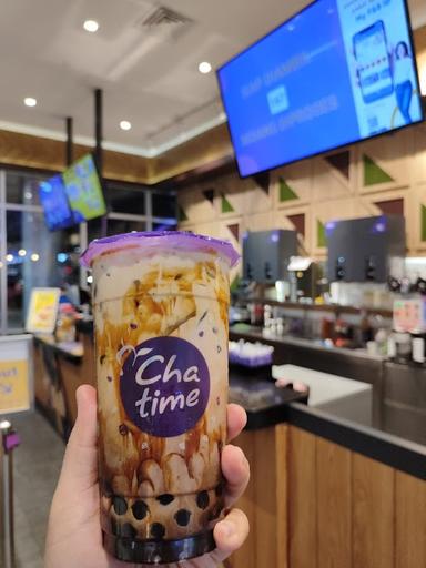 https://horego-prod-outlets-photos.s3.ap-southeast-3.amazonaws.com/horego.com/pagedangan/restaurant/chatime-qbig-bsd-tangerang-selatan/food/thumbnail/AF1QipODP9vDVWaZex38hD-CEPrkv6lujw1WBRdUpVJG.jpg