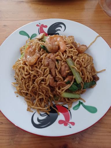 https://horego-prod-outlets-photos.s3.ap-southeast-3.amazonaws.com/horego.com/pagedangan/restaurant/mie-ayam-koga/review/thumbnail/af1qipp1ssnqzwwf1fzt0ewez0rwo7j8mmla00tx9efg.jpg