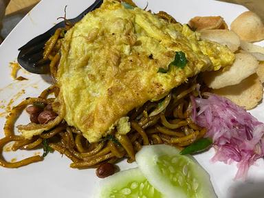 https://horego-prod-outlets-photos.s3.ap-southeast-3.amazonaws.com/horego.com/palmerah/restaurant/mie-aceh-aby/review/thumbnail/af1qipok5thavdhxdwe1dejthrc_ht0gsfchlqfudrgq.jpg