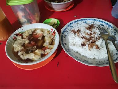 https://horego-prod-outlets-photos.s3.ap-southeast-3.amazonaws.com/horego.com/palmerah/restaurant/warung-soto-mie-bogor-7-sodara-kang-ade/review/thumbnail/af1qipnorjlnuf1eglvf6v6xdx2jwu27z2sgzlx4yl4f.jpg