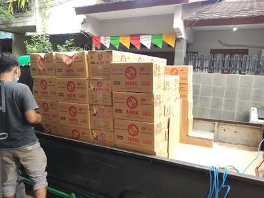 https://horego-prod-outlets-photos.s3.ap-southeast-3.amazonaws.com/horego.com/pamulang/beverages/coffeebeer-pamulang-distributor-agung-ngoro-tirta-agung-sambrewok-red-sojju-sarsaparilla-nonalcohol/other/thumbnail/AF1QipMC19jA9-QSwMKFWJq2o3poQ4mVeDnFzA3oR1Dy.jpg