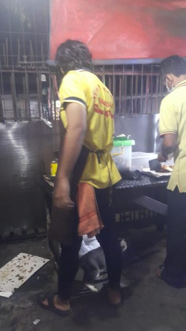 https://horego-prod-outlets-photos.s3.ap-southeast-3.amazonaws.com/horego.com/pamulang/restaurant/ayam-bakar-kalasan-guspoong/review/thumbnail/af1qipmqcb2wjaveme1fweapg1rqc3vyivbzl6kjpw9x.jpg