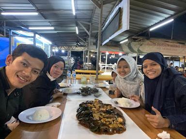 https://horego-prod-outlets-photos.s3.ap-southeast-3.amazonaws.com/horego.com/pamulang/restaurant/kingseafood-kerang-kiloan-pamulang/review/thumbnail/af1qipnz1bbmeehplprifvgv8c47ckrzbf96inhcp69u.jpg