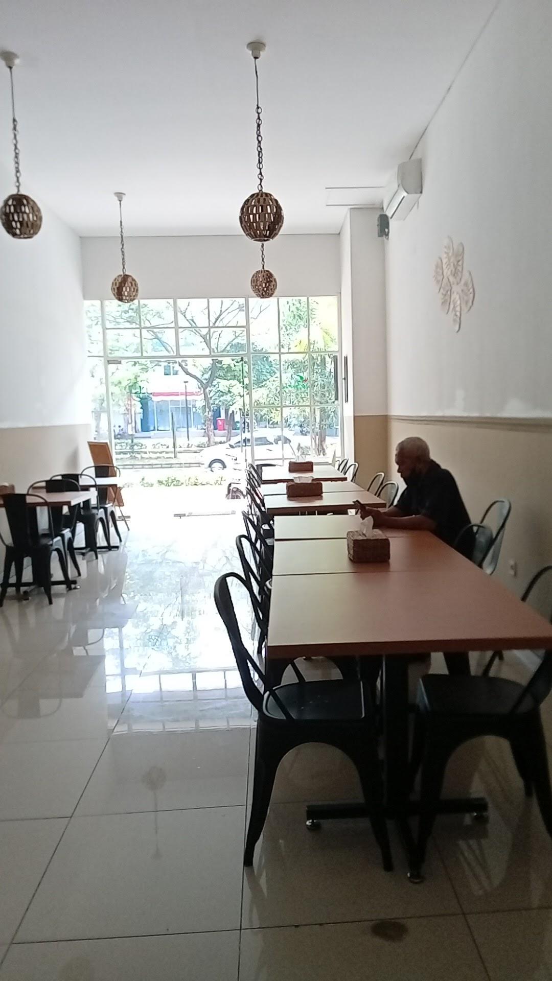 Restoran Sunda Khas Purwakarta Southcity D/H Ibu Haji Ciganea review