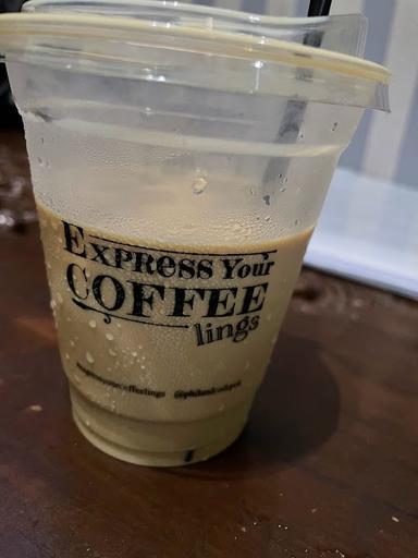 https://horego-prod-outlets-photos.s3.ap-southeast-3.amazonaws.com/horego.com/pancoran-mas/coffee-shop/phil-co-coffee-shop-cafe-depok-co-working-space/review/thumbnail/af1qippeuysfqedio_v9enrughmgxogtki14auk2g5zw.jpg