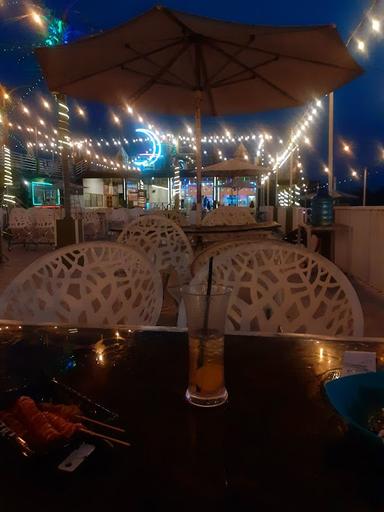 https://horego-prod-outlets-photos.s3.ap-southeast-3.amazonaws.com/horego.com/pantai-labu/restaurant/amt99-cafe-resto/review/thumbnail/af1qipoycev_2adac7e78piizxck-qw2ame2a2xd5auv.jpg