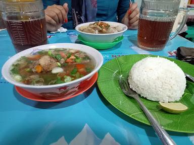 https://horego-prod-outlets-photos.s3.ap-southeast-3.amazonaws.com/horego.com/pekalipan/restaurant/baso-balungan-mangana/review/thumbnail/af1qippbxnl73g0xtwmtcevsycxx_fhejworncbtg6iw.jpg