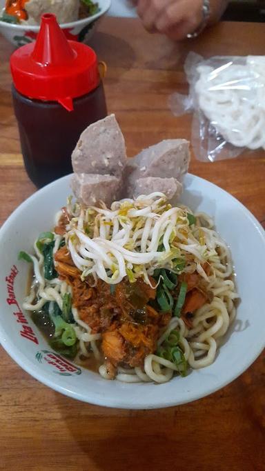 https://horego-prod-outlets-photos.s3.ap-southeast-3.amazonaws.com/horego.com/pekalipan/restaurant/baso-sidodadi-kesambi/review/thumbnail/af1qipo8czirsns1owiyivn5czaxut9zstxq_jxc2kgy.jpg