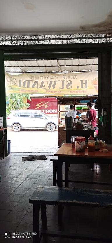 https://horego-prod-outlets-photos.s3.ap-southeast-3.amazonaws.com/horego.com/pekalipan/restaurant/mie-ayam-wandi/review/thumbnail/af1qipnuoslskblu6fdafkiram--rmnlcicbp_4i6mtq.jpg