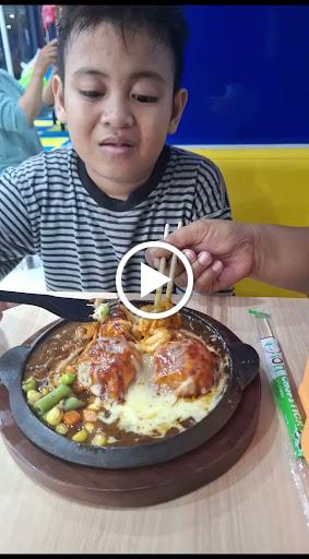 https://horego-prod-outlets-photos.s3.ap-southeast-3.amazonaws.com/horego.com/pesanggrahan/chinese-restaurant/bolekaka-dimsum-bintaro/review/thumbnail/af1qipp1p8rh8ku4eflzwuwzejzeju-egkw8ytadzpaz.jpg