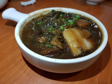 https://horego-prod-outlets-photos.s3.ap-southeast-3.amazonaws.com/horego.com/pinang/chinese-restaurant/santong-kuotieh-68/review/thumbnail/af1qipogo50oslc3hyhqyzmlytlt4ema3khdjlemrdku.jpg