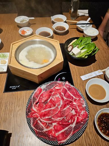 https://horego-prod-outlets-photos.s3.ap-southeast-3.amazonaws.com/horego.com/pinang/restaurant/hotaru-shabu-shabu/review/thumbnail/af1qipmhbbykbzssclknhgcpmwldbmkqywh4yo8brrep.jpg