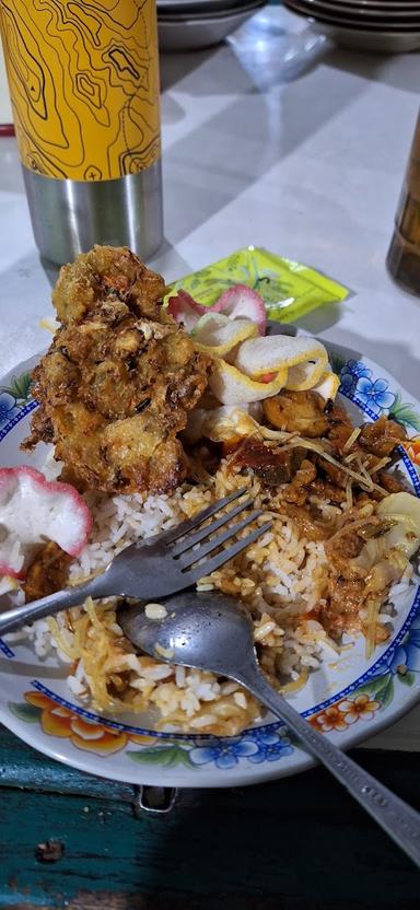 https://horego-prod-outlets-photos.s3.ap-southeast-3.amazonaws.com/horego.com/pinang/restaurant/nasi-uduk-gang-uduk/food/thumbnail/AF1QipNFIiKDWAefyu7uWEg7Ko2Gc8wPfMa3rwPT29AB.jpg