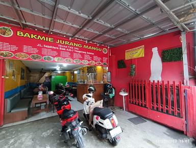 https://horego-prod-outlets-photos.s3.ap-southeast-3.amazonaws.com/horego.com/pondok-aren/chinese-restaurant/bakmi-jurang-mangu/review/thumbnail/af1qipnobsfe_mho50evqhhgmuqzqgghvw3txpxc9n26.jpg