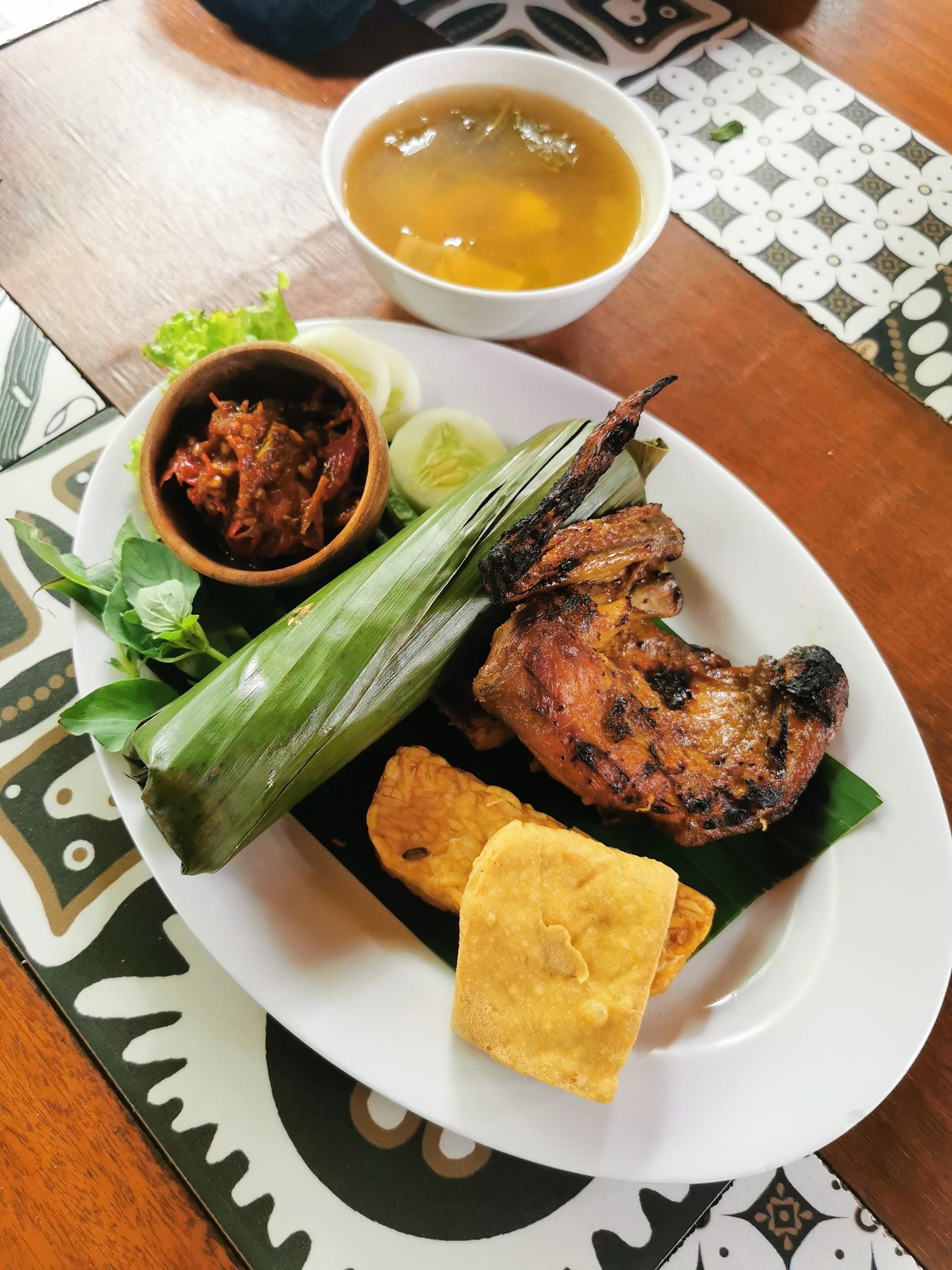Restoran Ayam Bakar Pak Atok review