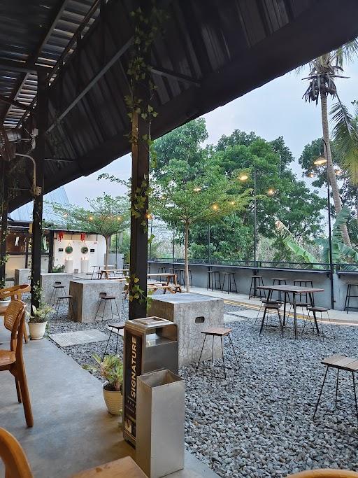 Seruni Kitchen Coffee&Eatery review