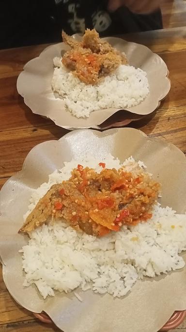 https://horego-prod-outlets-photos.s3.ap-southeast-3.amazonaws.com/horego.com/pulo-gadung/restaurant/ayam-geprek-juara-rawamangun/review/thumbnail/af1qippn7_4hy0xbdybh--bh5d4lsmt60fvewnshkffn.jpg