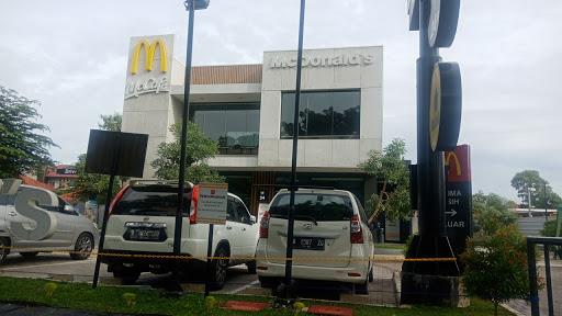 Mcdonald'S Pemuda review