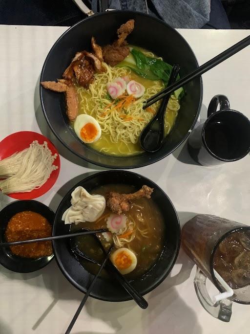 Ramen Bajuri Derwati review