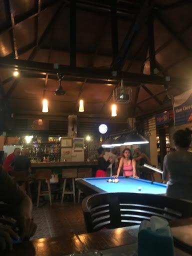 https://horego-prod-outlets-photos.s3.ap-southeast-3.amazonaws.com/horego.com/sagulung/bar/shenanigans-bar-grill/review/thumbnail/af1qipm8dfqv6xhlxyzau5fjpv20pmpmsqsdtnq7_hgt.jpg