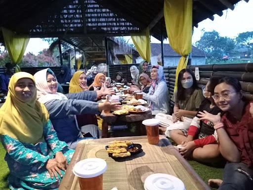 Kampung Kuliner Bolinggo review