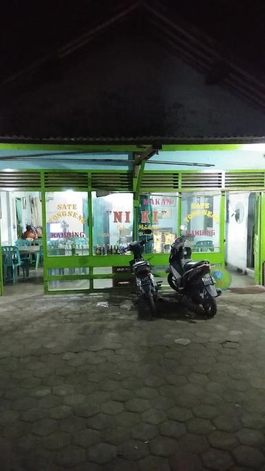 https://horego-prod-outlets-photos.s3.ap-southeast-3.amazonaws.com/horego.com/salam/restaurant/rm-sate-kambing-niki-pak-madun/review/thumbnail/af1qipoqirbqdutfhfduwi9wayvbw9psrz2jejeylqp4.jpg