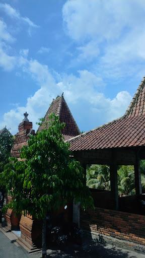 Rest Area Wisata Sekar Pajang review