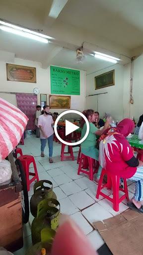 https://horego-prod-outlets-photos.s3.ap-southeast-3.amazonaws.com/horego.com/sawah-besar/restaurant/bakso-rujak-metro/review/thumbnail/af1qipngqe-x7jhmhh33urp0hct96-9xtt0a4zl3yie1.jpg