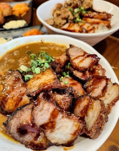 https://horego-prod-outlets-photos.s3.ap-southeast-3.amazonaws.com/horego.com/sawah-besar/restaurant/butanoya-japan-pork-bowl-bento-pademangan/review/thumbnail/horego-77287961.jpg