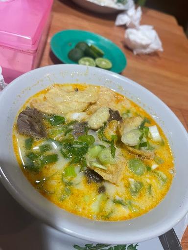 https://horego-prod-outlets-photos.s3.ap-southeast-3.amazonaws.com/horego.com/sawah-besar/restaurant/soto-kaki-sapi-bang-mamat/review/thumbnail/af1qipofy8pfitxy-ndd6hfamf2fmgkpbhfp4ptdlpdh.jpg