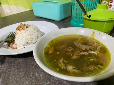 https://horego-prod-outlets-photos.s3.ap-southeast-3.amazonaws.com/horego.com/sawah-besar/restaurant/soto-madura-pak-hadi-surabaya/review/thumbnail/af1qipm4h-cok1iqdfbkp2hi58u_6-p4ckbaun0ugexu.jpg