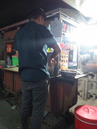 https://horego-prod-outlets-photos.s3.ap-southeast-3.amazonaws.com/horego.com/seberang-ulu-i/restaurant/sate-ayam-kambing-madura-bang-haikal/review/thumbnail/af1qipotkjkkl8jnxfclspaytkqx38rv_tv9jnd81oa7.jpg