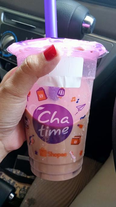 https://horego-prod-outlets-photos.s3.ap-southeast-3.amazonaws.com/horego.com/semarang-selatan/restaurant/chatime-java-supermall/review/thumbnail/af1qipmp5o_iabbctmhj5aajxcuilclftx_pc4domvat.jpg