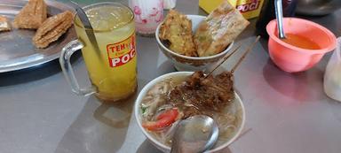 https://horego-prod-outlets-photos.s3.ap-southeast-3.amazonaws.com/horego.com/semarang-selatan/restaurant/soto-ayam-khas-semarang-pak-man/review/thumbnail/af1qipnhzmrzcji-plji2dkdr-fdezzmfthxlmapyd0.jpg