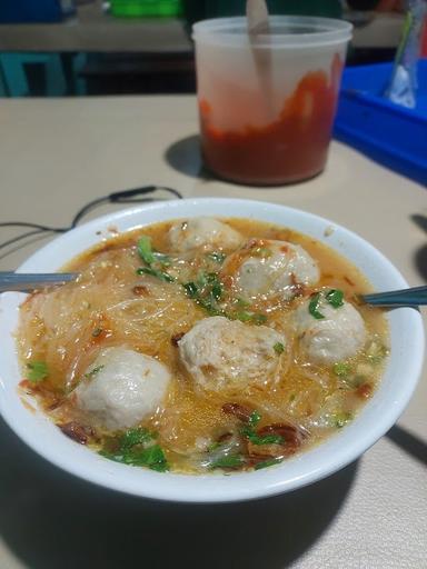 https://horego-prod-outlets-photos.s3.ap-southeast-3.amazonaws.com/horego.com/semarang-selatan/restaurant/spesial-bakso-daging-sapi-mie-ayam-bakso-pak-mitro/review/thumbnail/af1qipmc_g1sbs_m79hafplwricaqxkj41gcdxi0nd-u.jpg