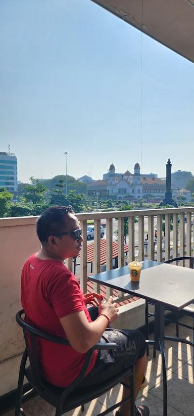 https://horego-prod-outlets-photos.s3.ap-southeast-3.amazonaws.com/horego.com/semarang-tengah/coffee-shop/starbucks-museum-mandala/review/thumbnail/af1qipn_kf9pgr3pglm0jkw5jwcek3mahb9jrmxqhwir.jpg