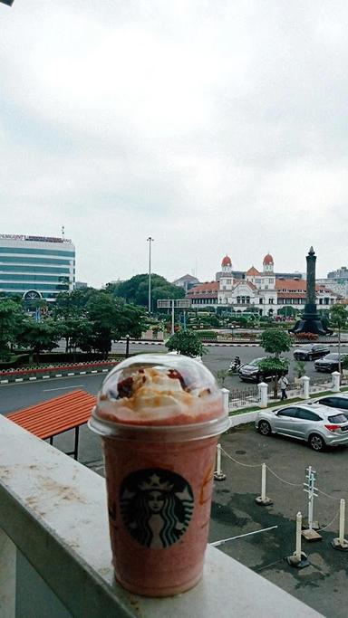 https://horego-prod-outlets-photos.s3.ap-southeast-3.amazonaws.com/horego.com/semarang-tengah/coffee-shop/starbucks-museum-mandala/review/thumbnail/af1qippr0lo3fsfmpc1ors000lyatblfmficfvx5xuqo.jpg