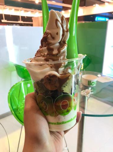 https://horego-prod-outlets-photos.s3.ap-southeast-3.amazonaws.com/horego.com/semarang-tengah/restaurant/llaollao/review/thumbnail/af1qippzgcsjxgaqnnwwt_-jp8ggi0vesbzzbxsjv-k_.jpg