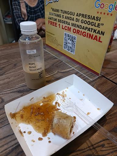 https://horego-prod-outlets-photos.s3.ap-southeast-3.amazonaws.com/horego.com/semarang-tengah/restaurant/lunpia-cik-me-me/review/thumbnail/af1qipo3fwgbkrtwl5pbqqycq9qqq6oppaqhr26wgxwm.jpg