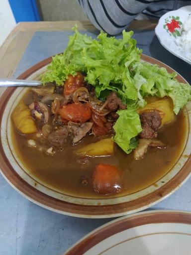 https://horego-prod-outlets-photos.s3.ap-southeast-3.amazonaws.com/horego.com/semarang-tengah/restaurant/sate-kambing-pak-roni/review/thumbnail/af1qipoombisq2ei0mulpaio7zmajjvecw309ero9fq5.jpg