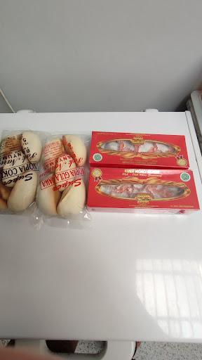 https://horego-prod-outlets-photos.s3.ap-southeast-3.amazonaws.com/horego.com/semarang-timur/bakery/moaci-gemini/review/thumbnail/af1qipm7yeruib7man552rkgnbt8-wtio9dzml0pd-xw.jpg