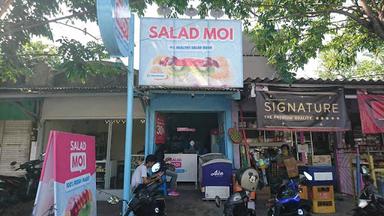 https://horego-prod-outlets-photos.s3.ap-southeast-3.amazonaws.com/horego.com/semarang-timur/restaurant/salad-moi-1-healthy-salad-buah-citarum/review/thumbnail/af1qipmlxhyndcew9y6uol0ytu8j2w-k6eqcfwfsfkkv.jpg