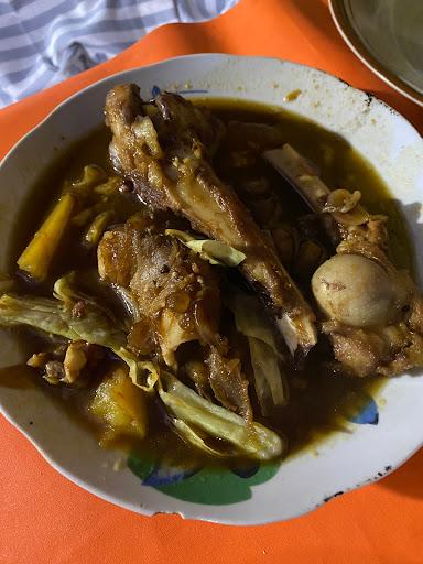 https://horego-prod-outlets-photos.s3.ap-southeast-3.amazonaws.com/horego.com/semarang-timur/restaurant/sate-kambing-bestik-pak-man/review/thumbnail/af1qipo3z4bx2cz9lr5warfguh998_s6h-fwjpxv15tc.jpg