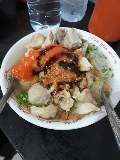 https://horego-prod-outlets-photos.s3.ap-southeast-3.amazonaws.com/horego.com/senen/restaurant/warung-bakso-anda/review/thumbnail/af1qipomlxdn2_qtsdp1_7tetdlgdamlj4mccuv6dn_z.jpg